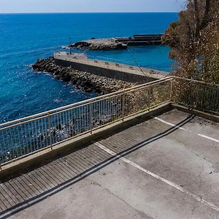 Incantevole Pieds Dans L'eau דירה