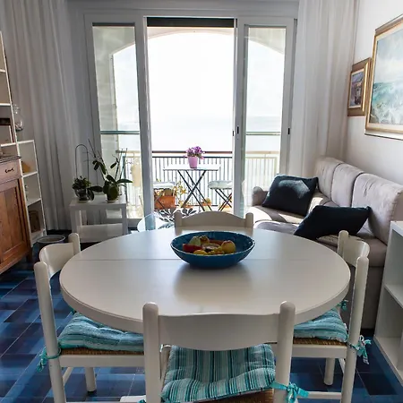 Incantevole Pieds Dans L'eau Apartment