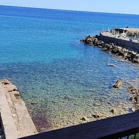 Incantevole Pieds Dans L'eau